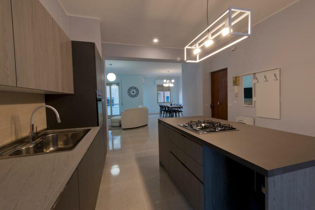 Casa Bella - 3 Baths - Walk To Ortigia Διαμέρισμα Συρακούσες Εξωτερικό φωτογραφία